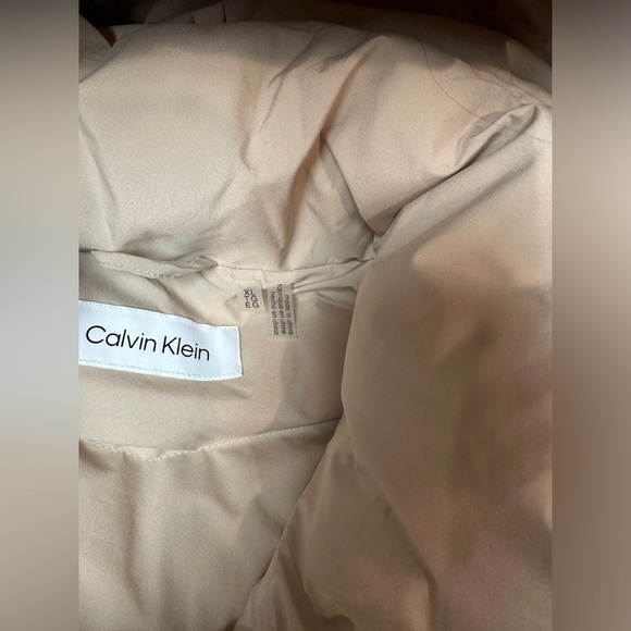 Calvin Klein NWOT Quilted Hooded Puffer Coat Beige/Tan Women’s Size XL - Picture 11 of 15